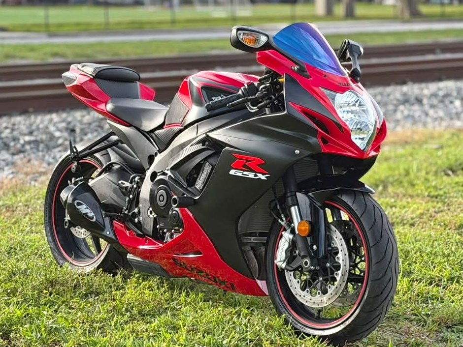 2016 Suzuki Gsxr