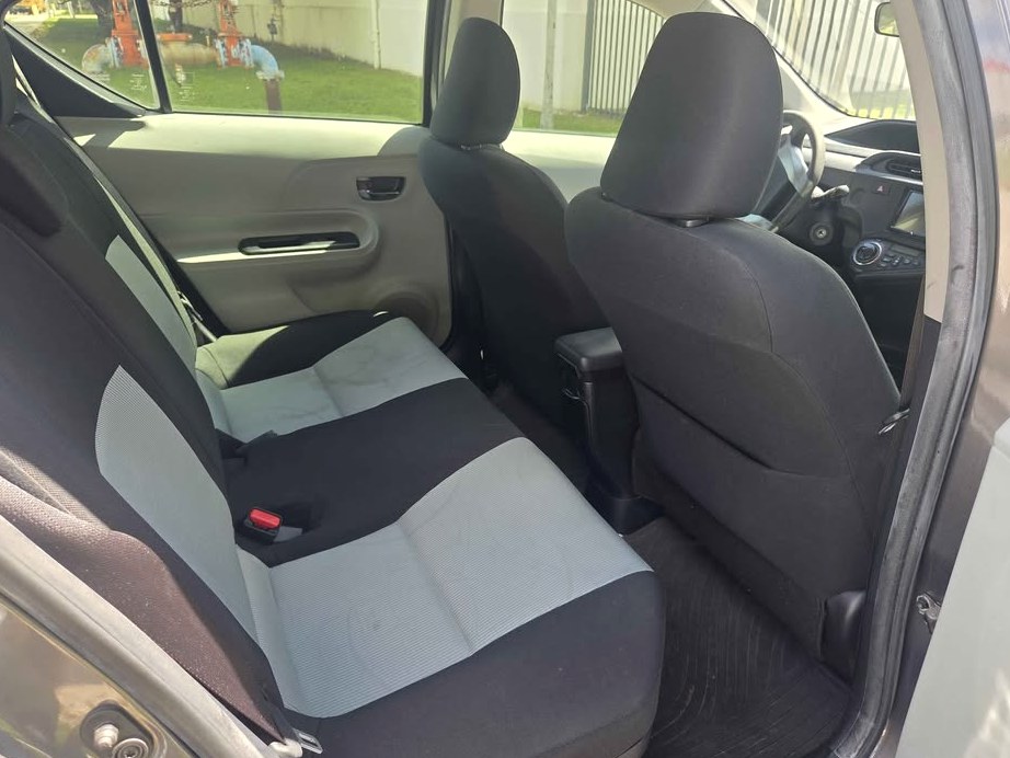 2013 Toyota Prius c Two