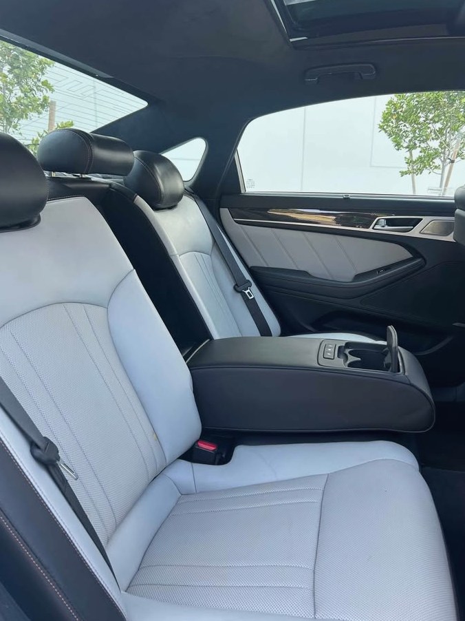 2018 Genesis Hyundai G80