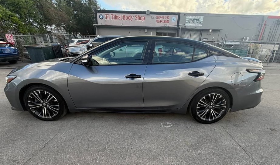 2020 Nissan Maxima SV Sedan