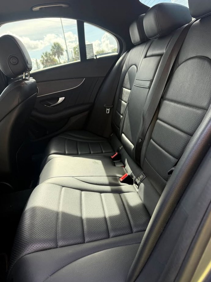2021 Mercedes-Benz C-class C 300