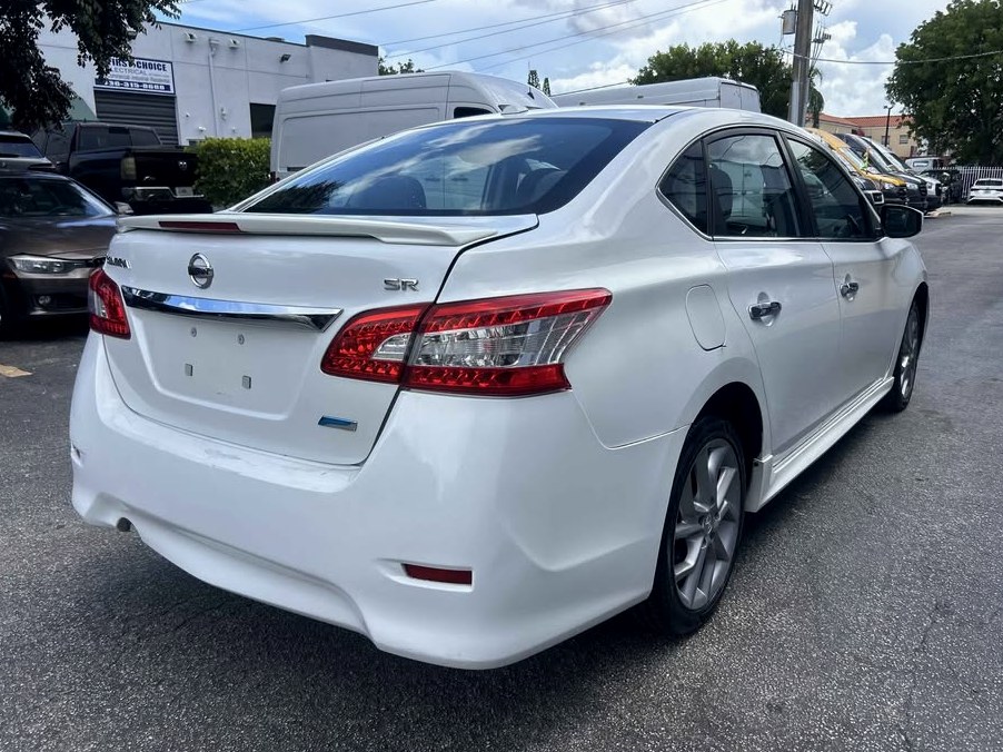 2013 Nissan Sentra SR Sedan