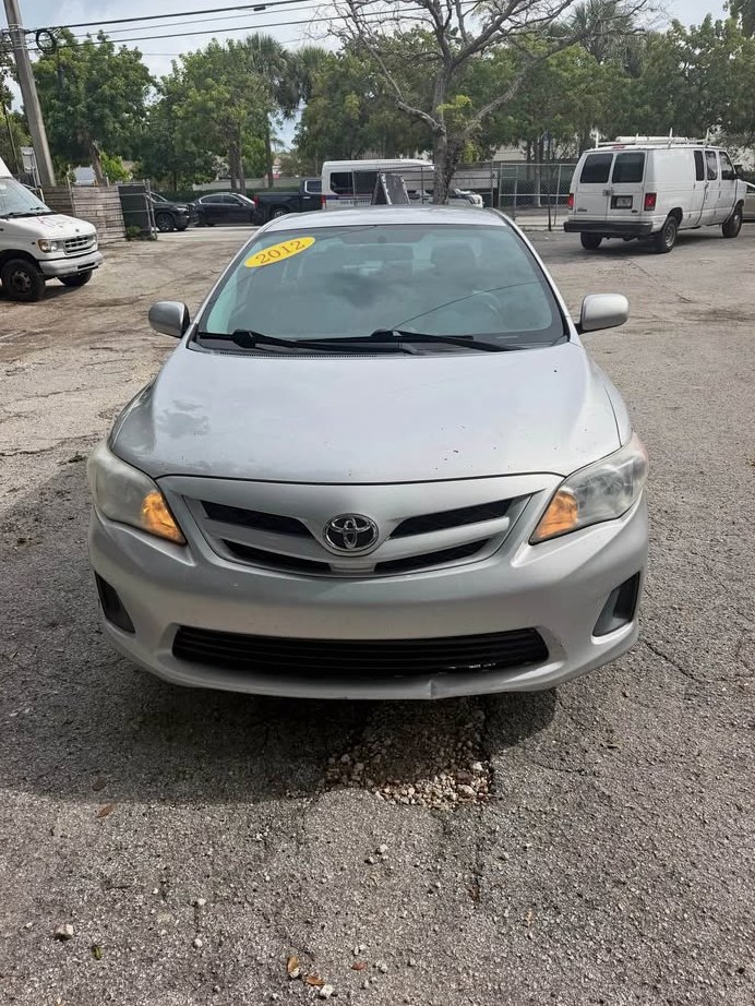 2011 Toyota Corolla cross LE