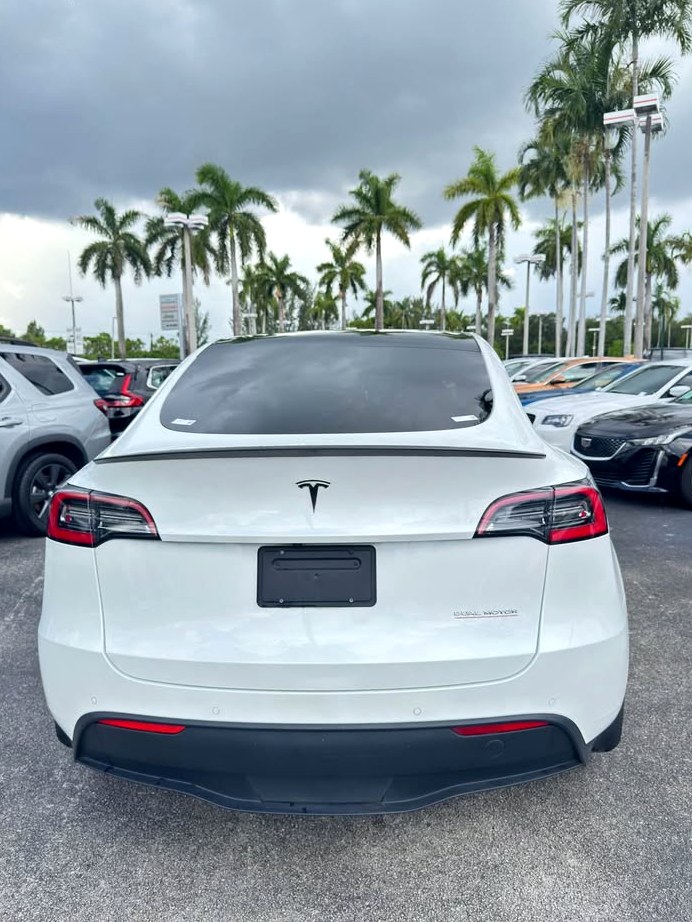 2021 Tesla Model y Long