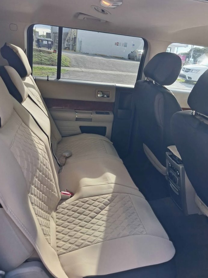 2011 Ford Flex Limited Sport