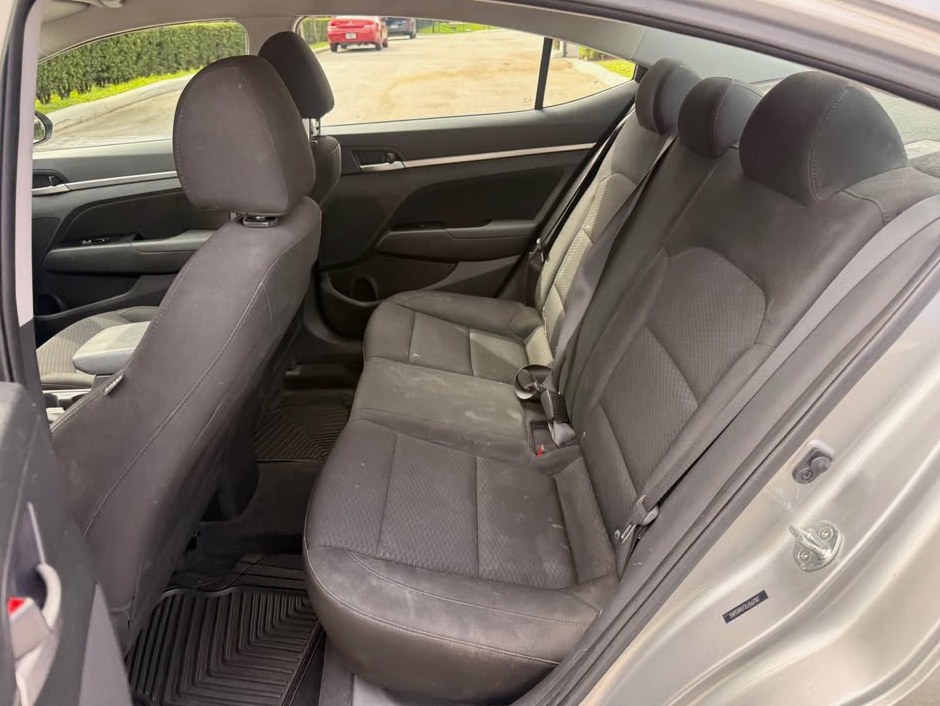2017 Hyundai Elantra SE Sedan