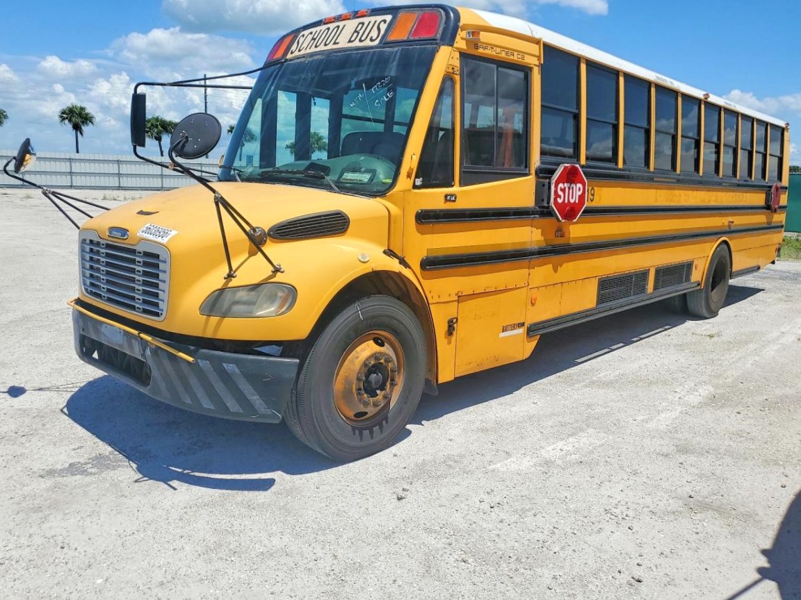 2010 Freightliner Chassis
