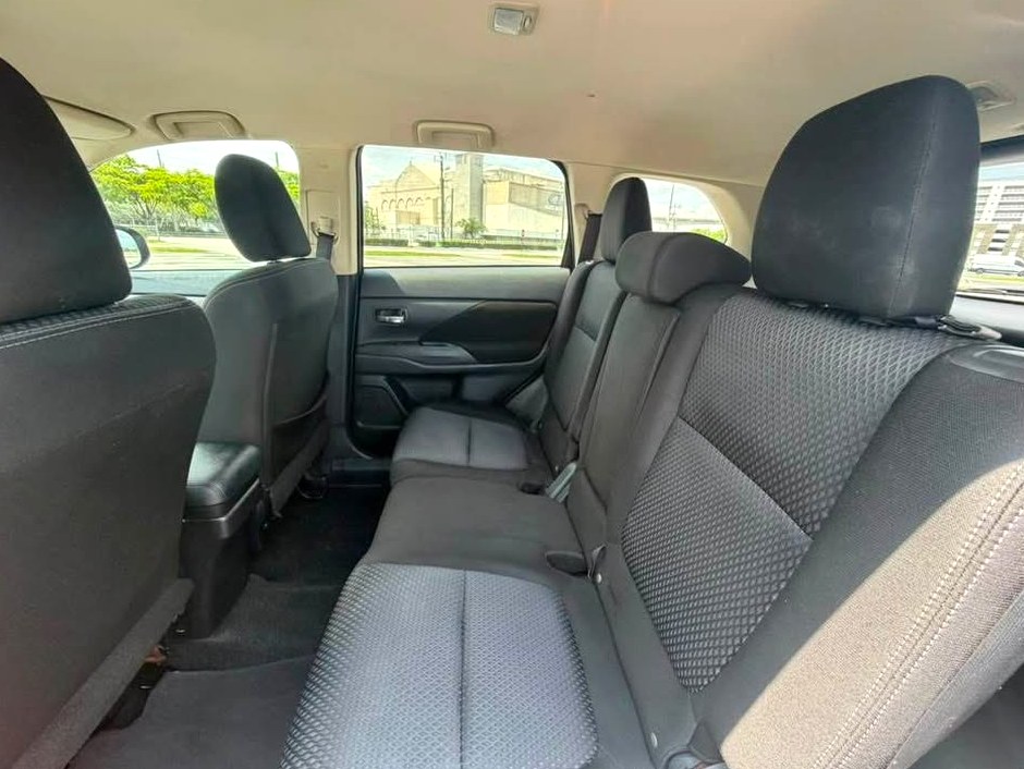 2018 Mitsubishi 343841119808433 outlander