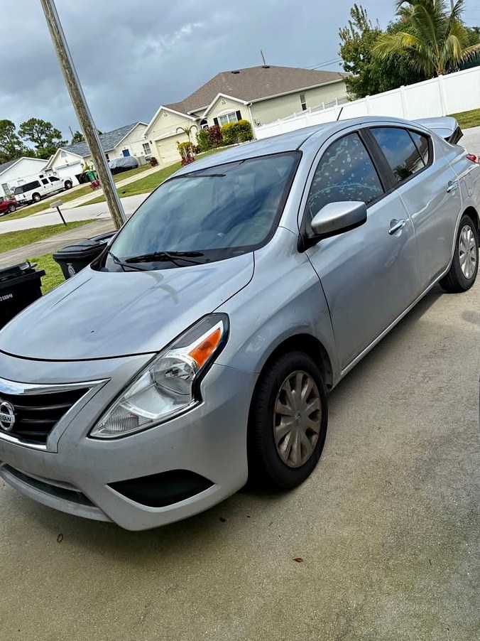 2017 Nissan Versa S Sedan
