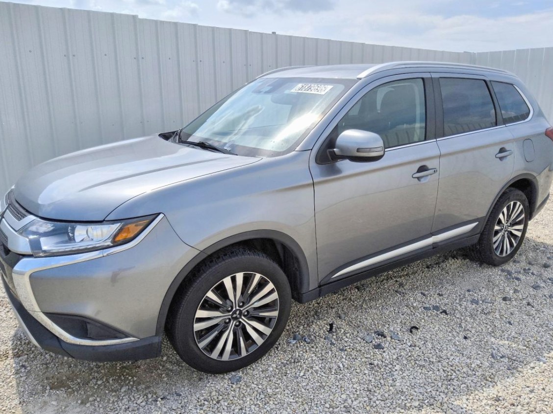 2020 Mitsubishi Outlander