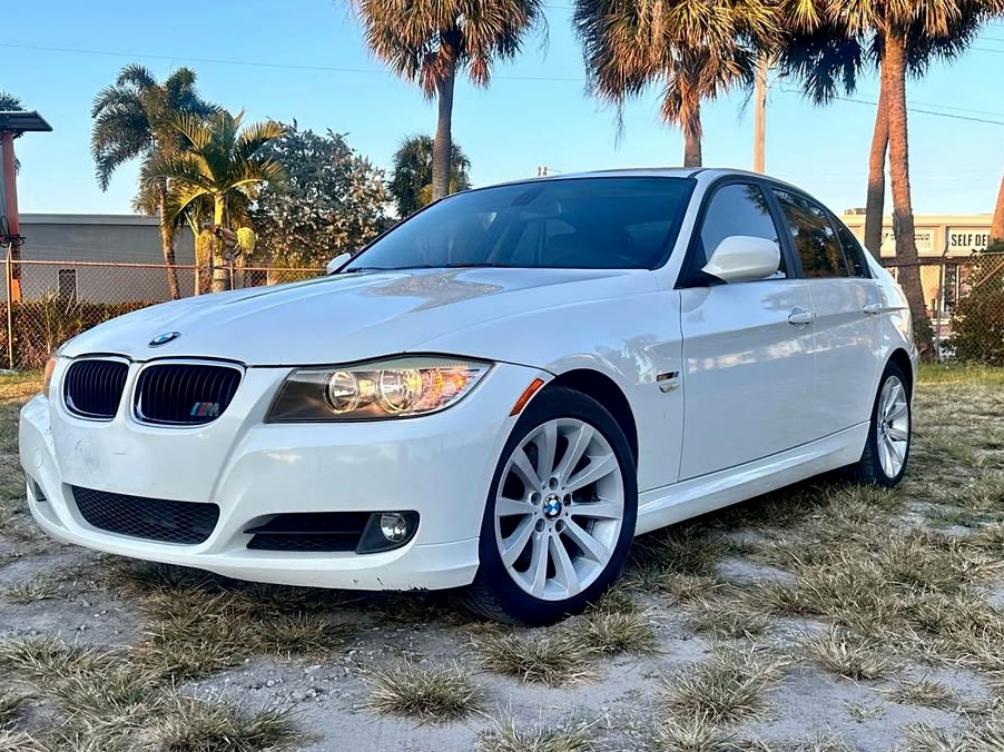 2011 BMW 3 series 328i