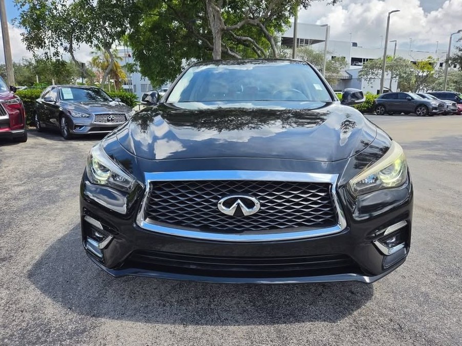 2018 Infiniti Q50 luxe rwd