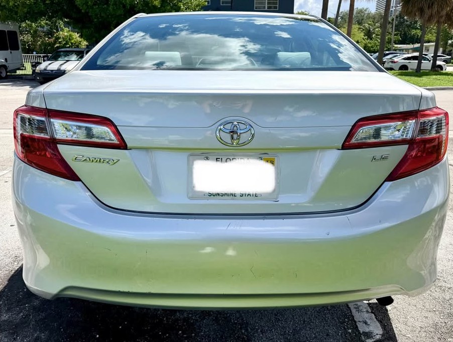 2014 Toyota Camry Gris