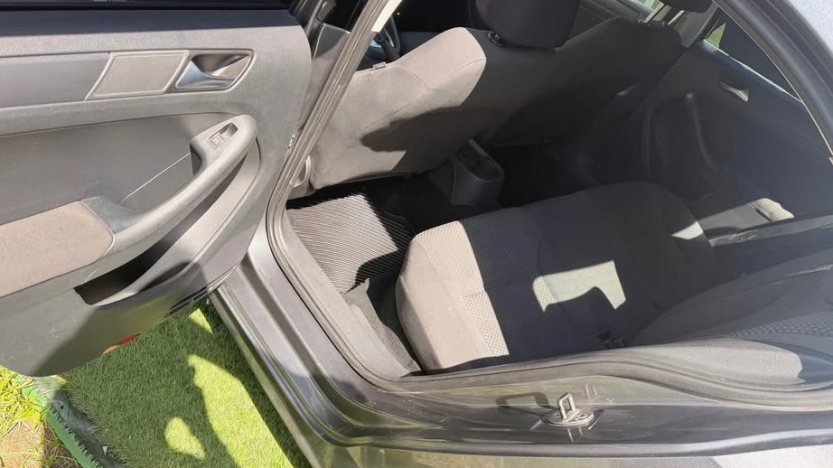 2012 Volkswagen Jetta 2.0L Sedan