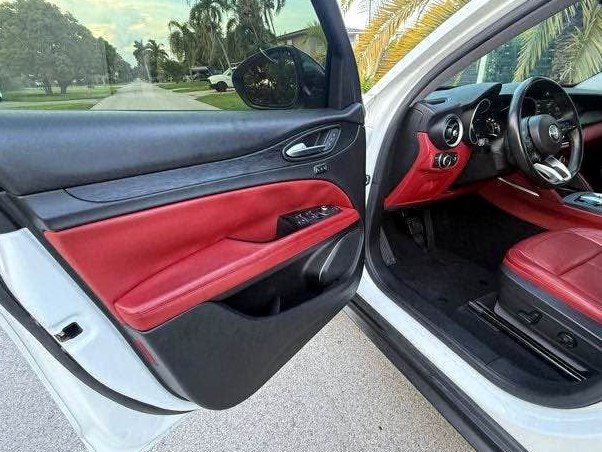 2021 Alfa Romeo Stelvio Sport Utility