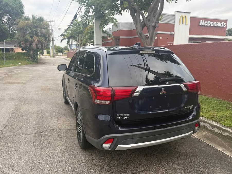 2018 Mitsubishi Outlander SEL Sport