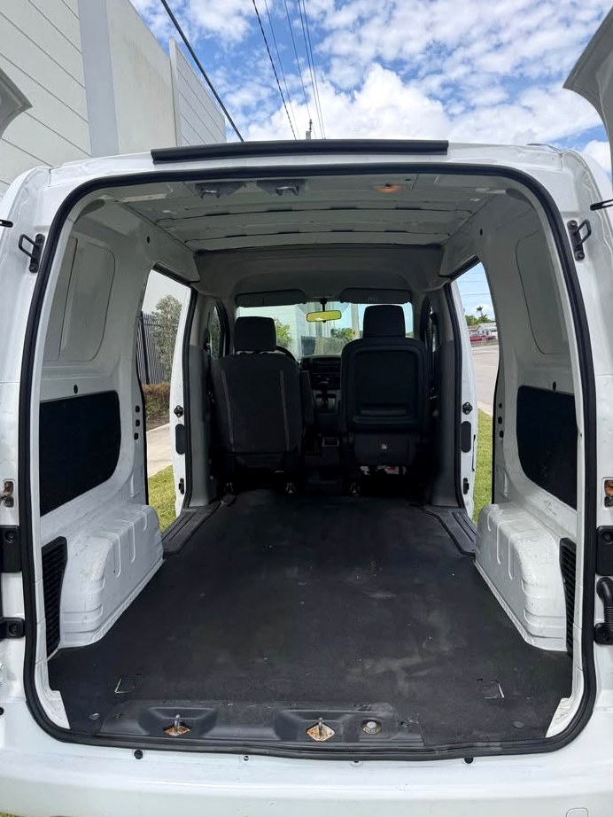 2016 Nissan NV200