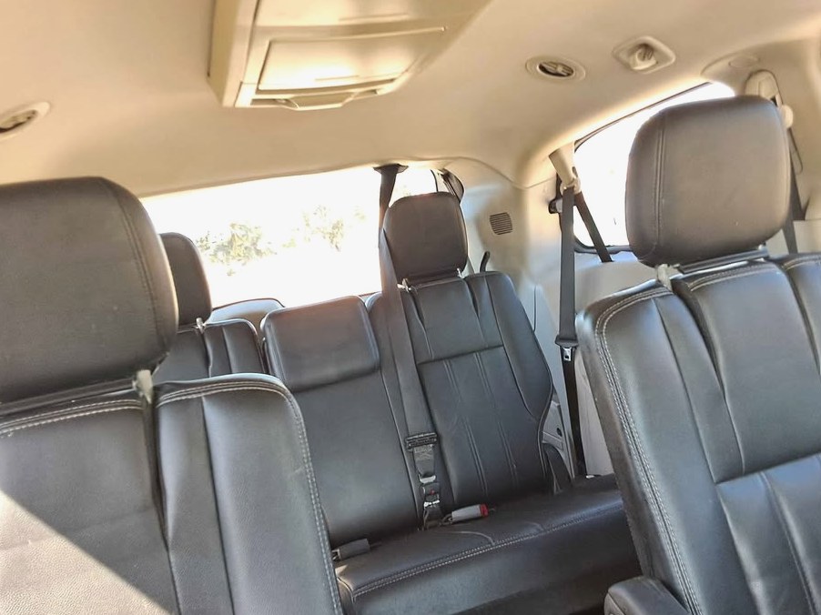 2014 Chrysler Town & country