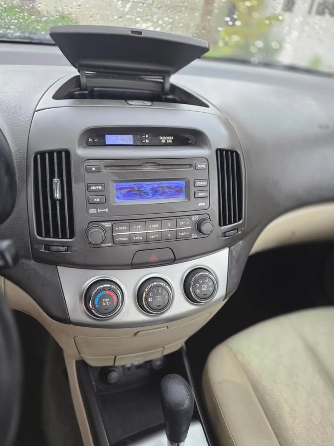2010 Hyundai Elantra Limited Sedan