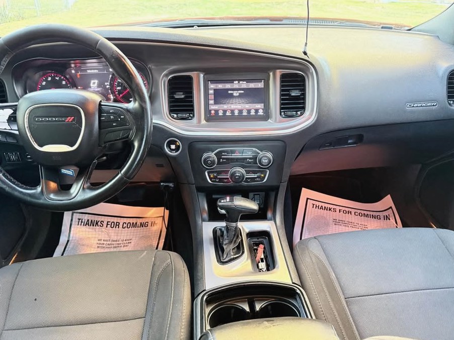 2019 Dodge Charger SXT Sedan
