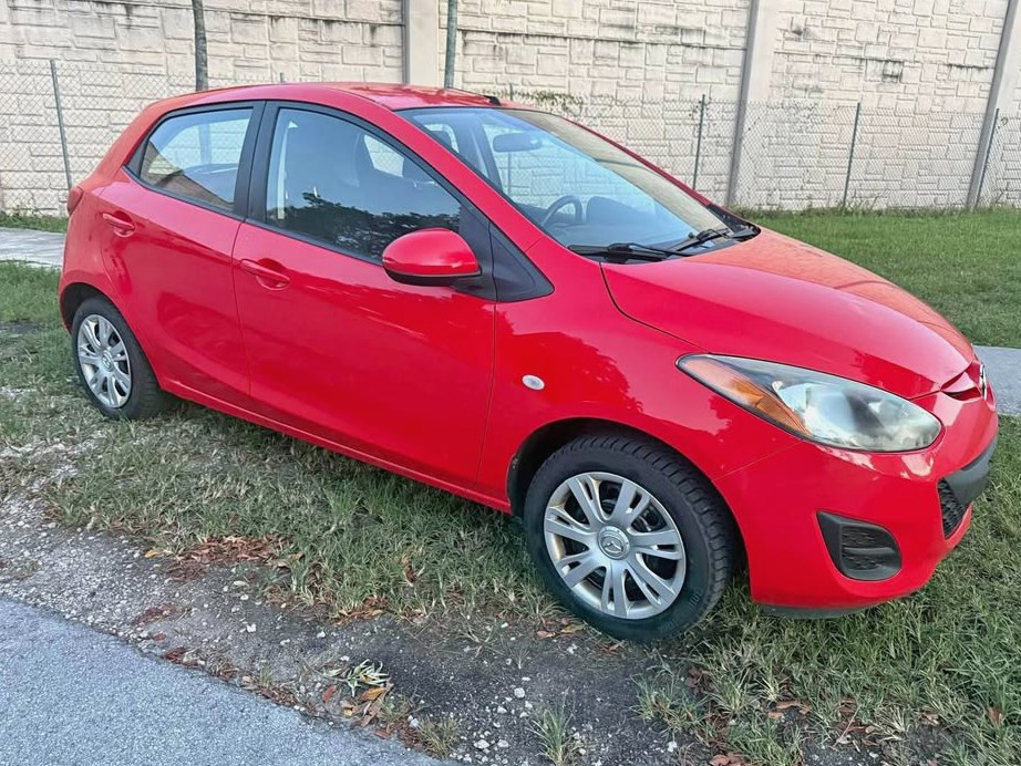 2012 Mazda 2 Sport Hatchback