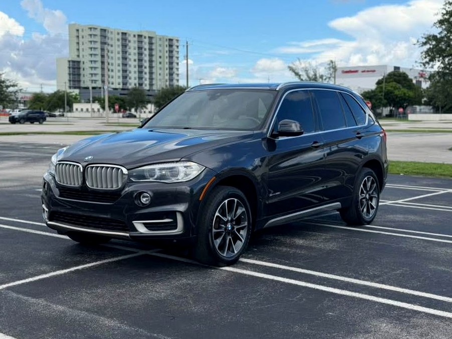 2018 BMW 313316249374727 x5