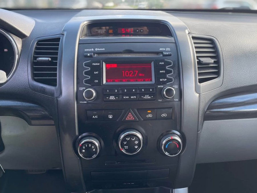 2012 Kia Sorento LX Sport