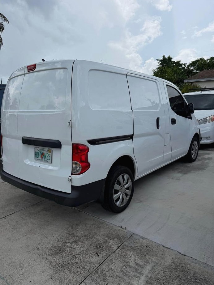 2015 Nissan Nv200 S