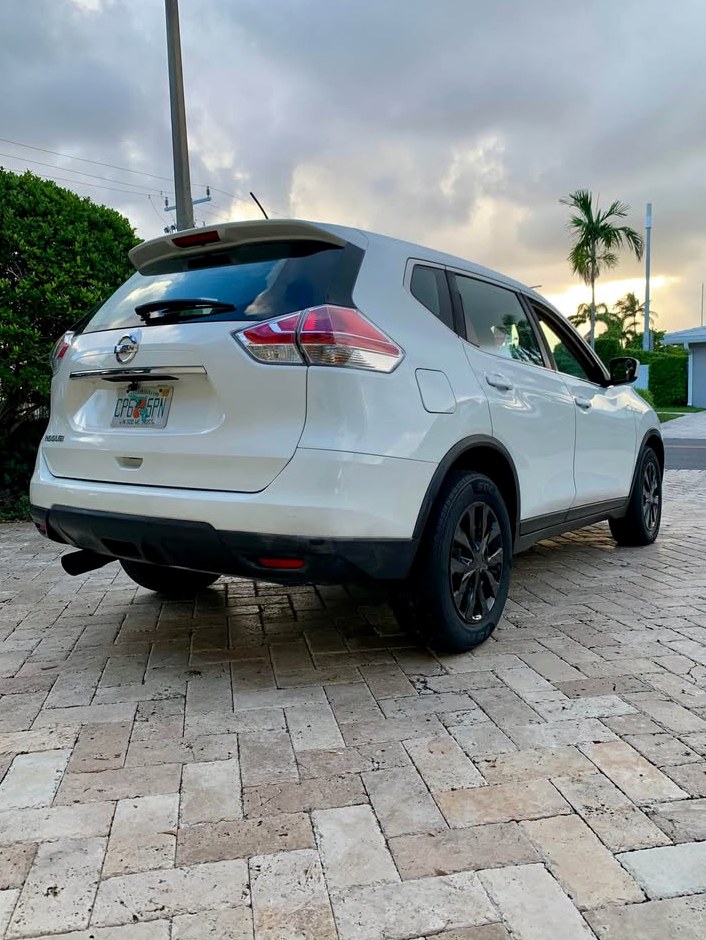 2016 Nissan Rogue SV Sport