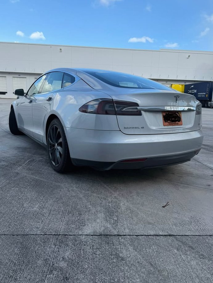 2012 Tesla Model s P85