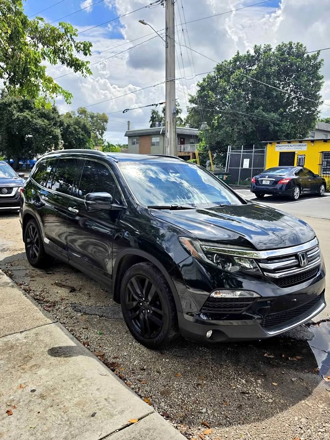 2017 Honda Pilot Touring Sport
