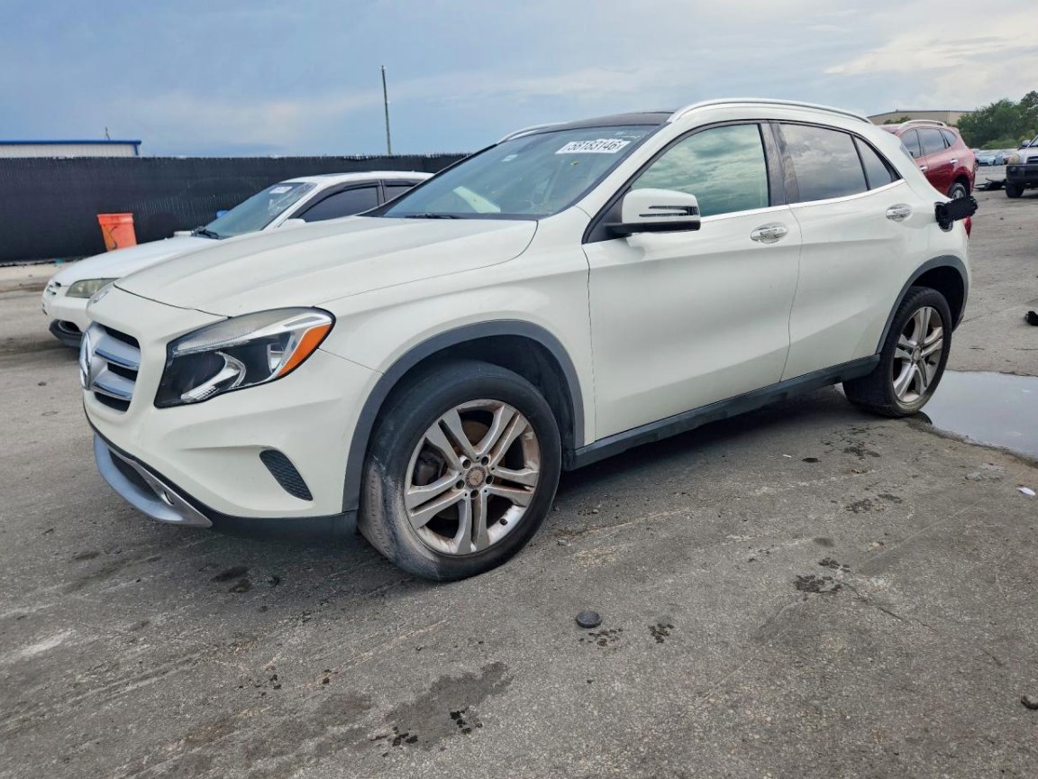 2016 Mercedes-Benz Gla