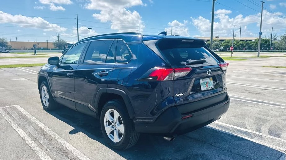 2021 Toyota Rav4 XLE Sport