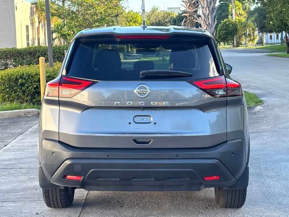 2021 Nissan Rogue S Sport