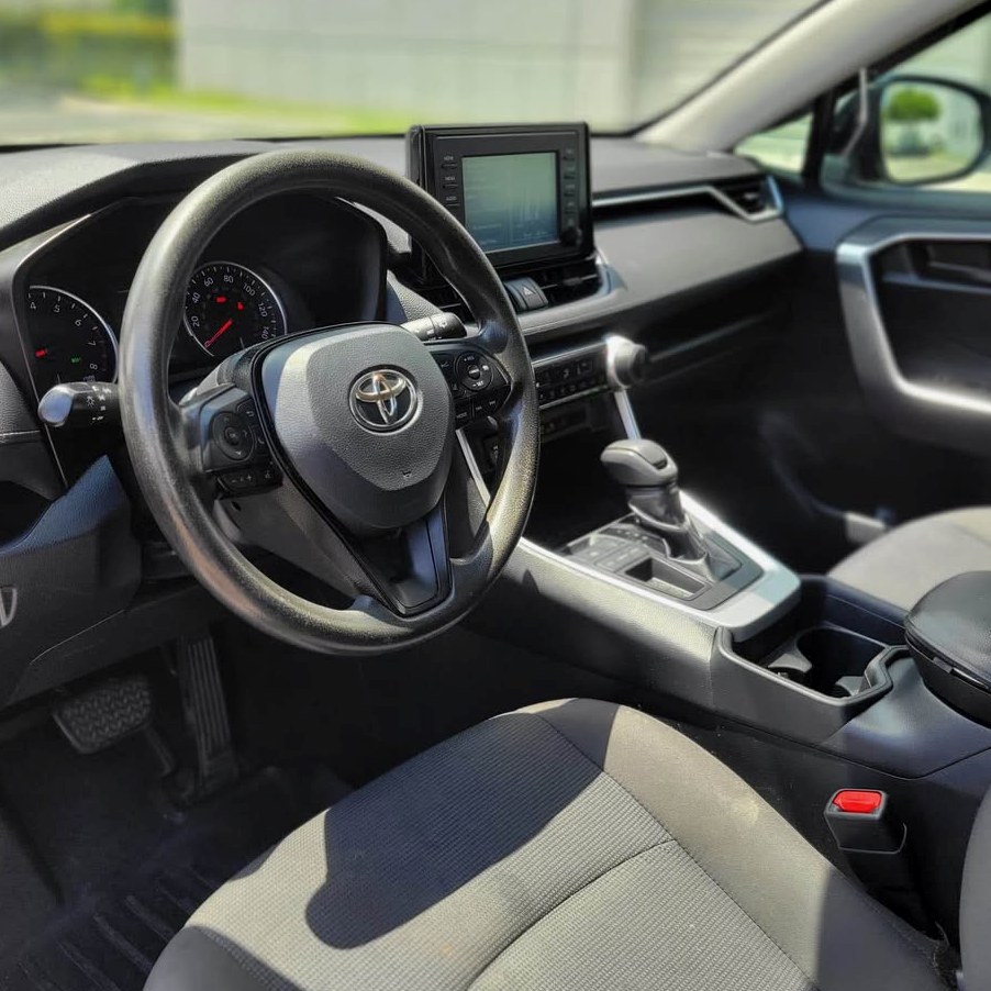 2019 Toyota Rav4 LE Sport