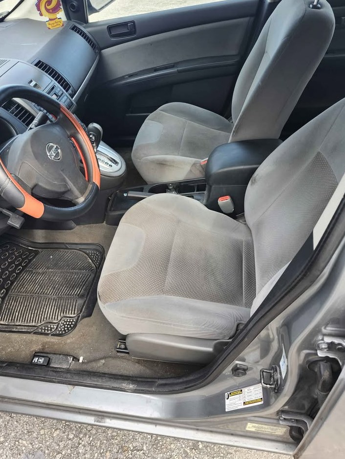 2012 Nissan Sentra LE Sedan