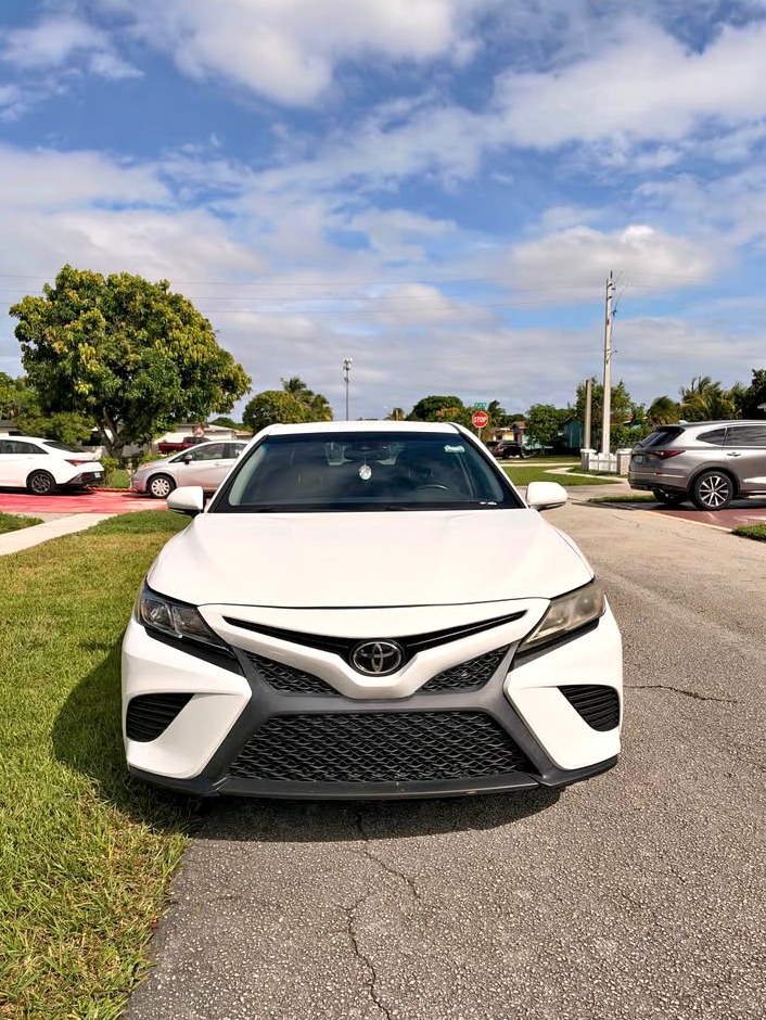 2018 Toyota Camry L Sedan