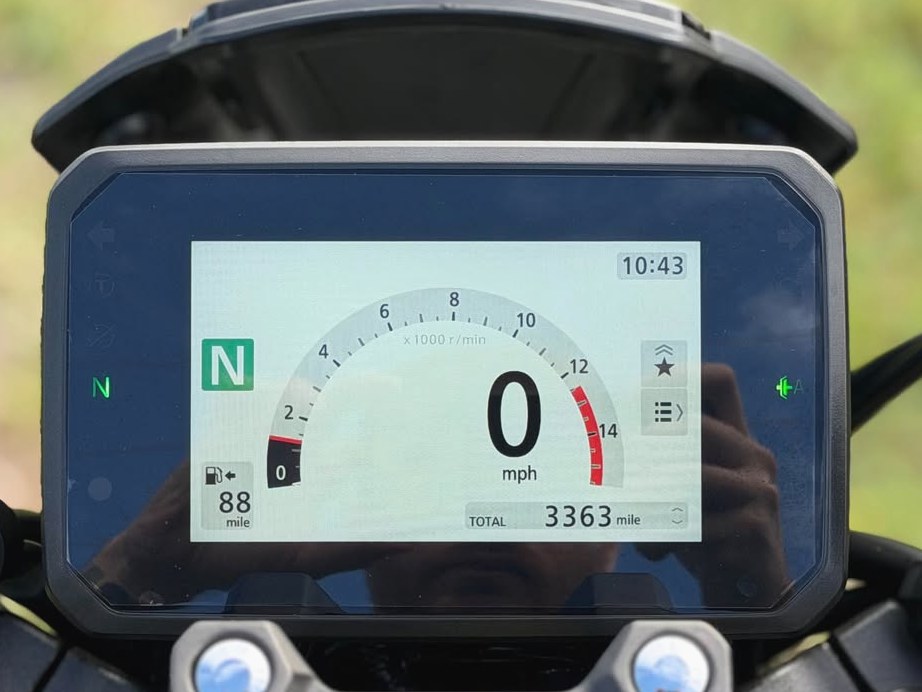 2026 Honda Cb650 e-clutch