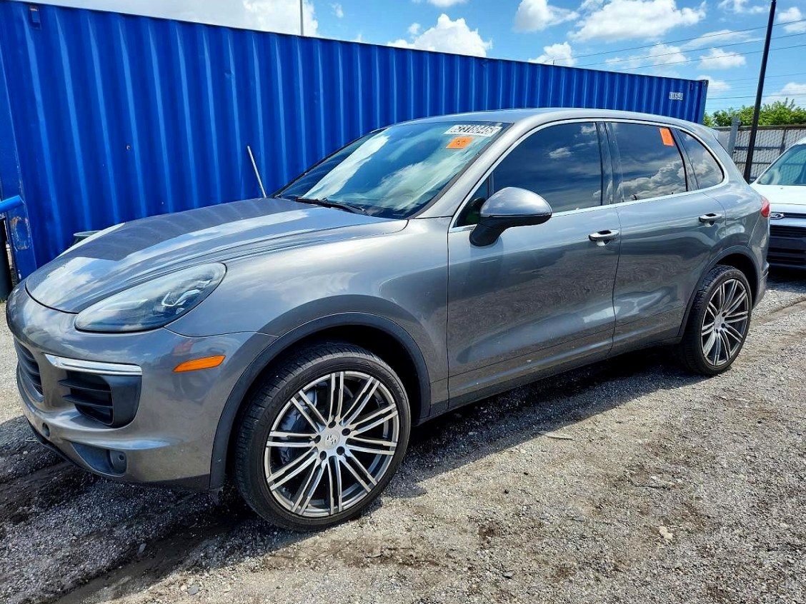 2016 Porsche Cayenne