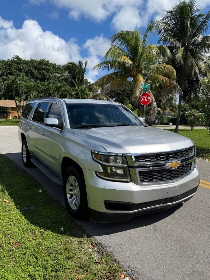 2019 Chevrolet Suburban LT Sport