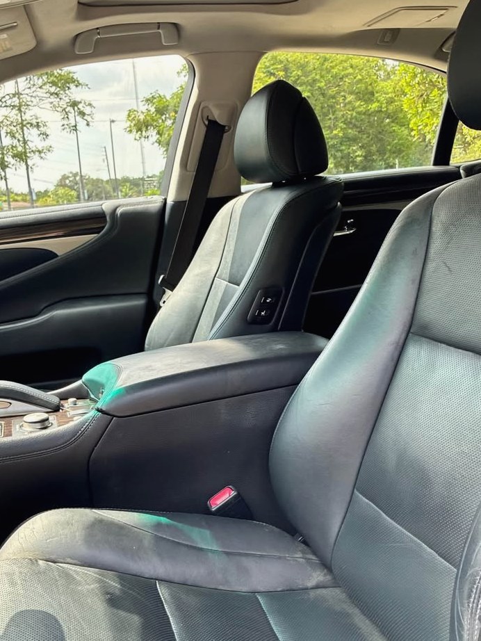 2016 Lexus LS 460 Sedan