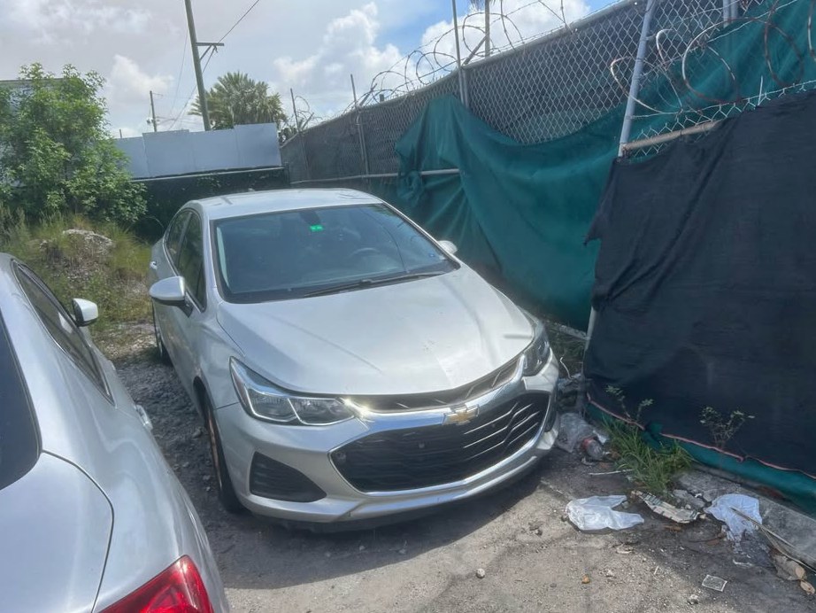 2019 Chevrolet Cruz runs and