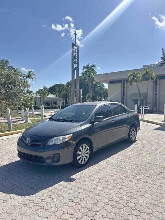2012 Toyota Corolla LE Sedan