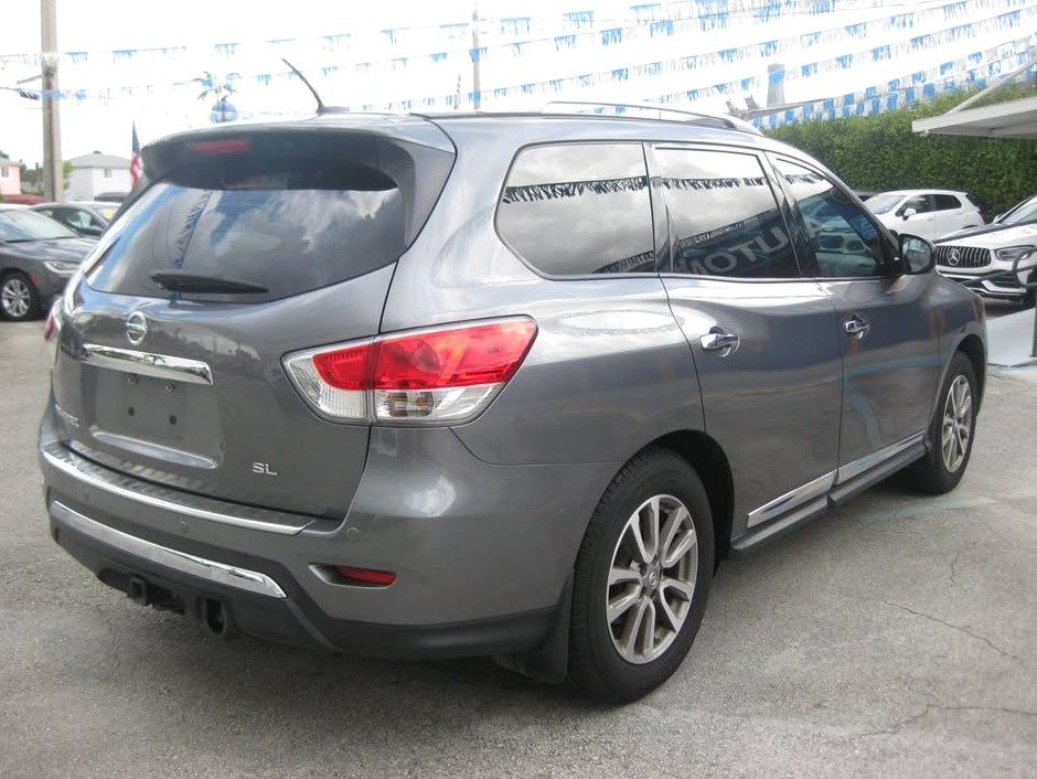 2015 Nissan Pathfinder sl