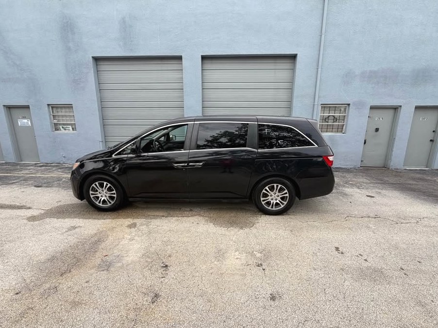2011 Honda Odyssey EX-L Minivan