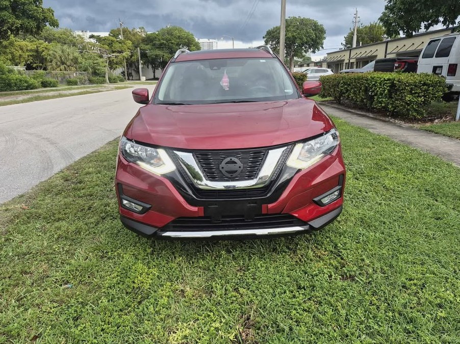 2020 Nissan Rogue SV Sport