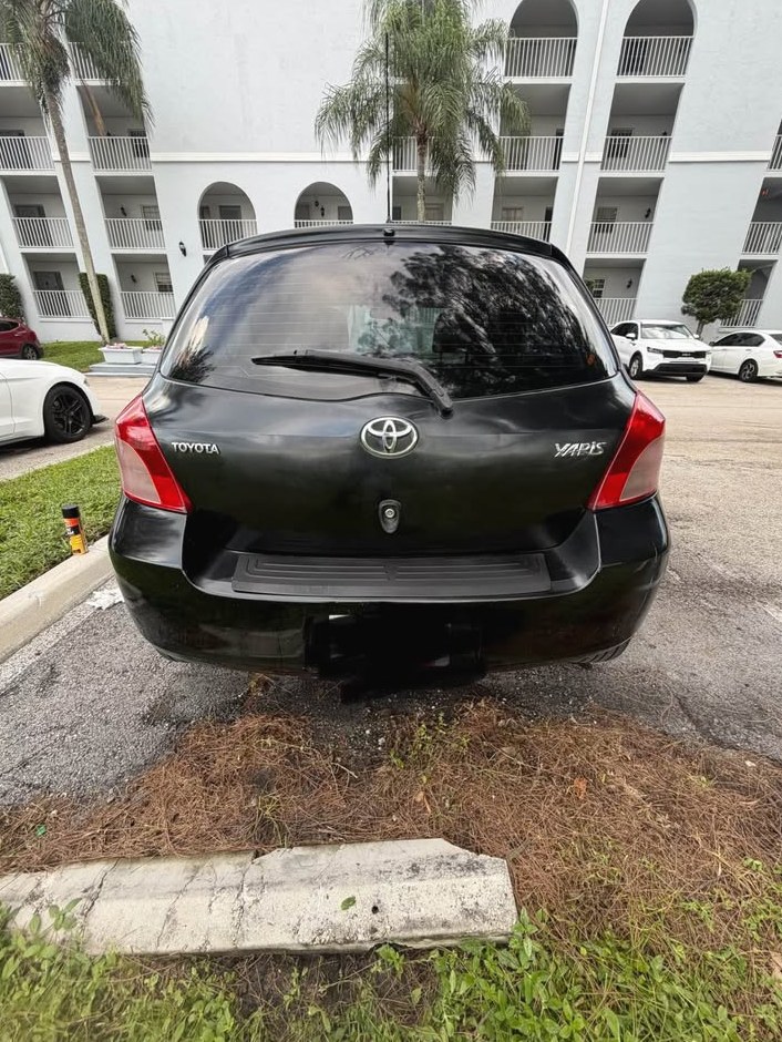 2008 Toyota Yaris Hatchback 2D