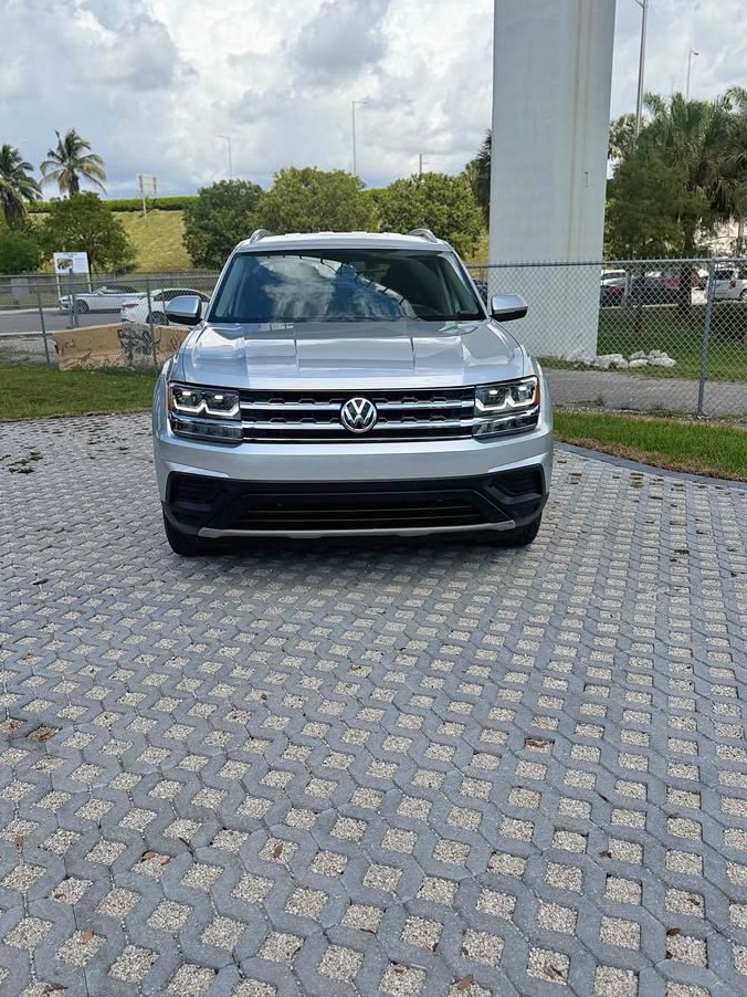 2018 Volkswagen 523665818157652 atlas