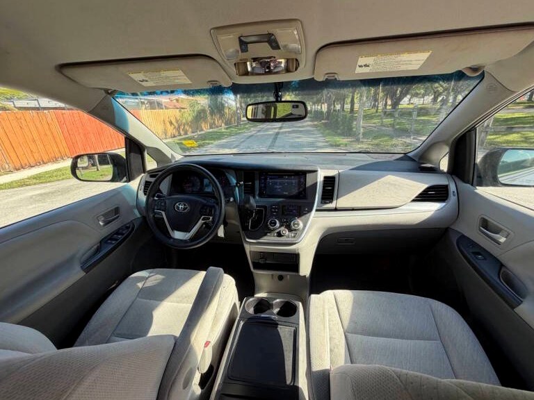 2015 Toyota Sienna