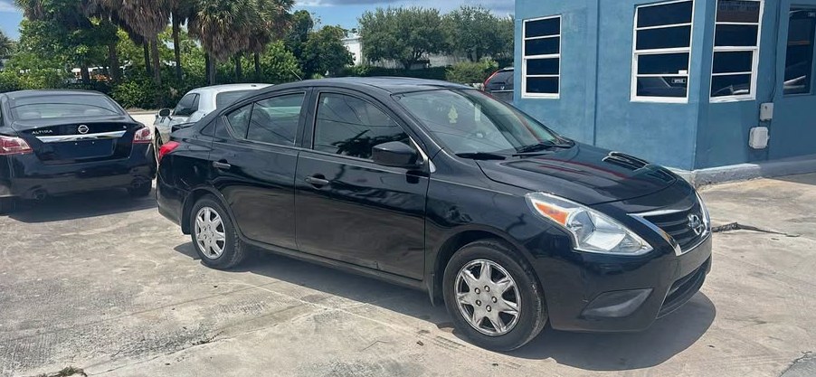 2018 Nissan Versa Sedan 4D